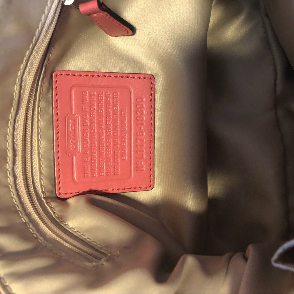 COACH 🩷 handbag - Picture 11 of 12